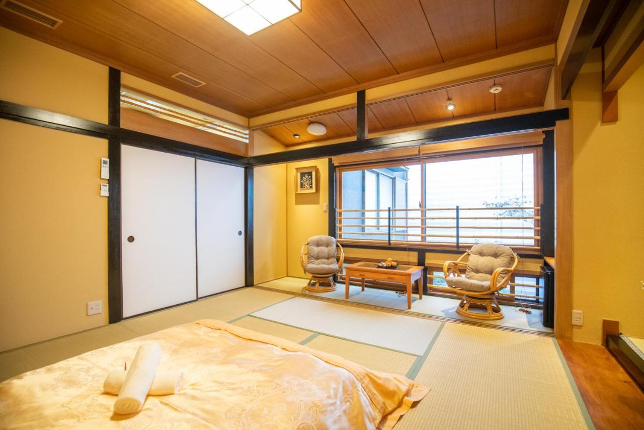 Akiko Fukuya Town Villa