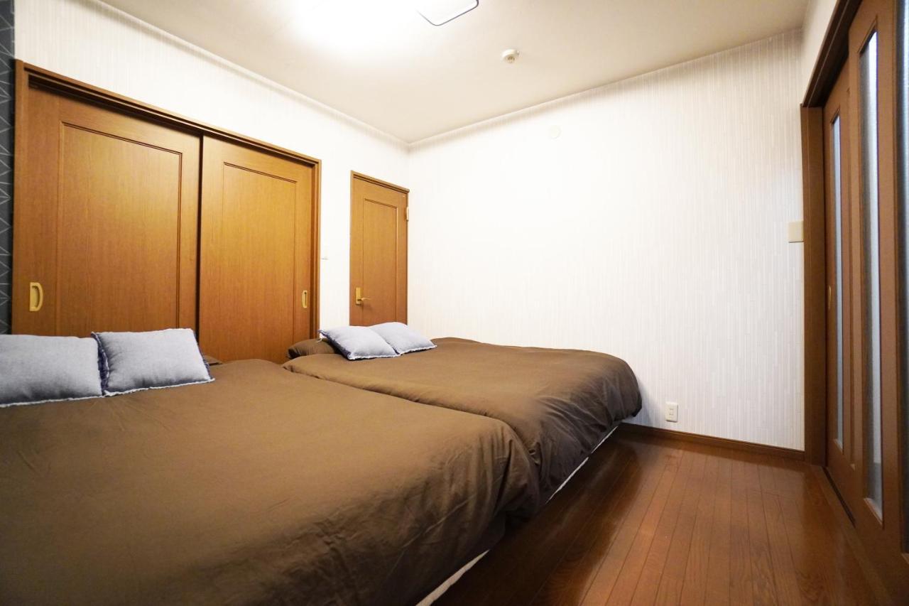 Tsurigane Building H-4 * Osaka
