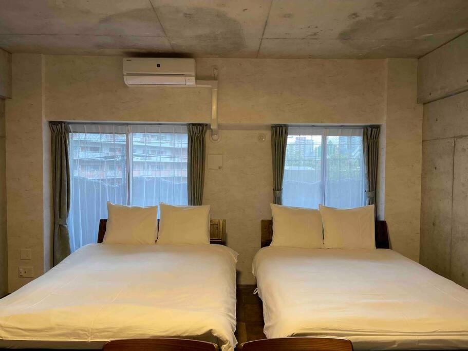 Wolf Pack 22 Apartment Osaka