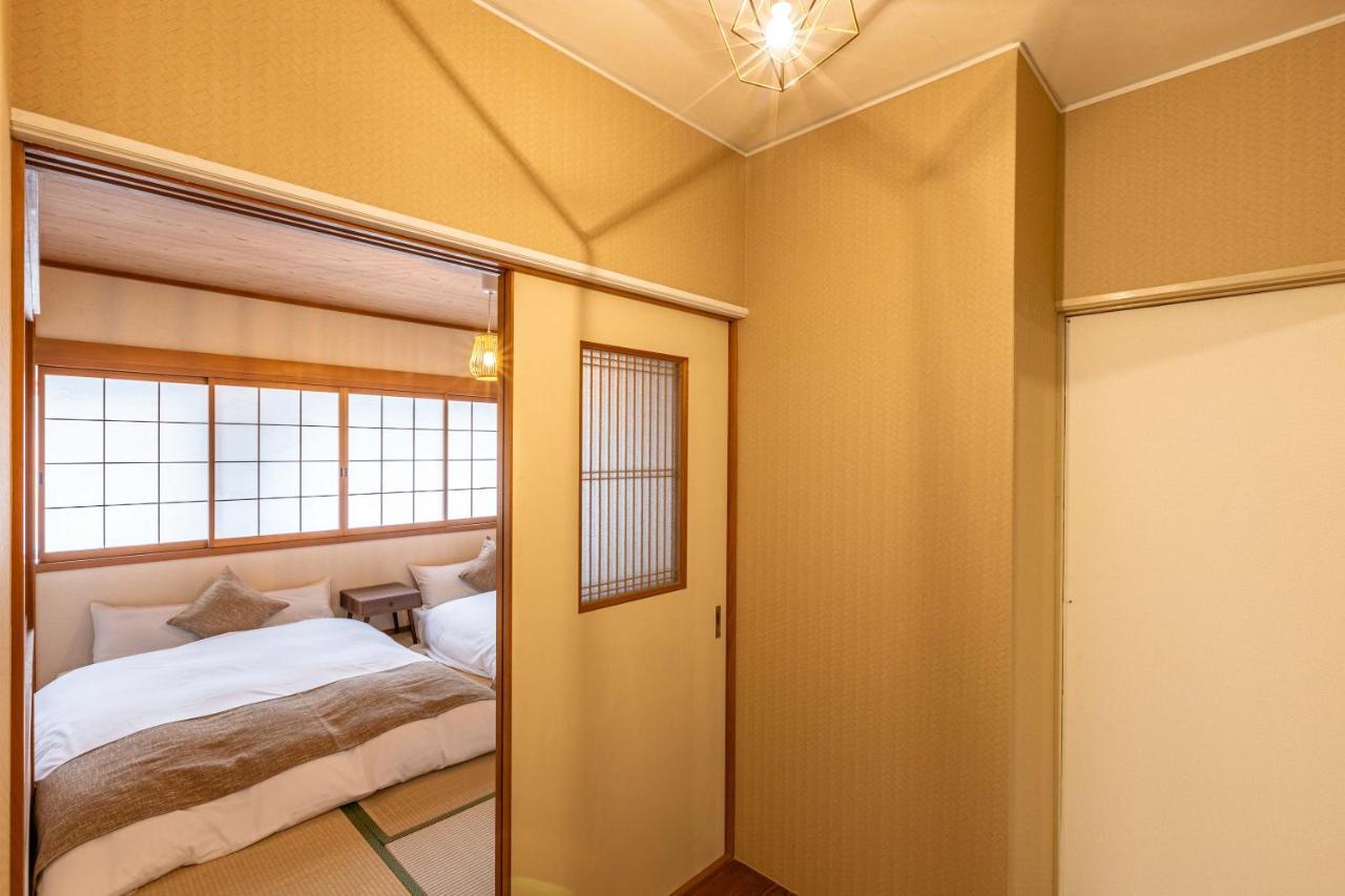 Precious House Nipponbashi Osaka