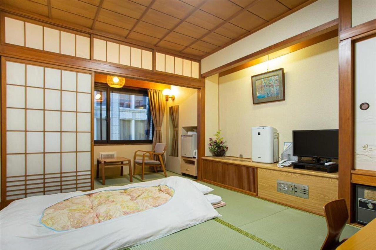 Kaneyoshi Ryokan Osaka