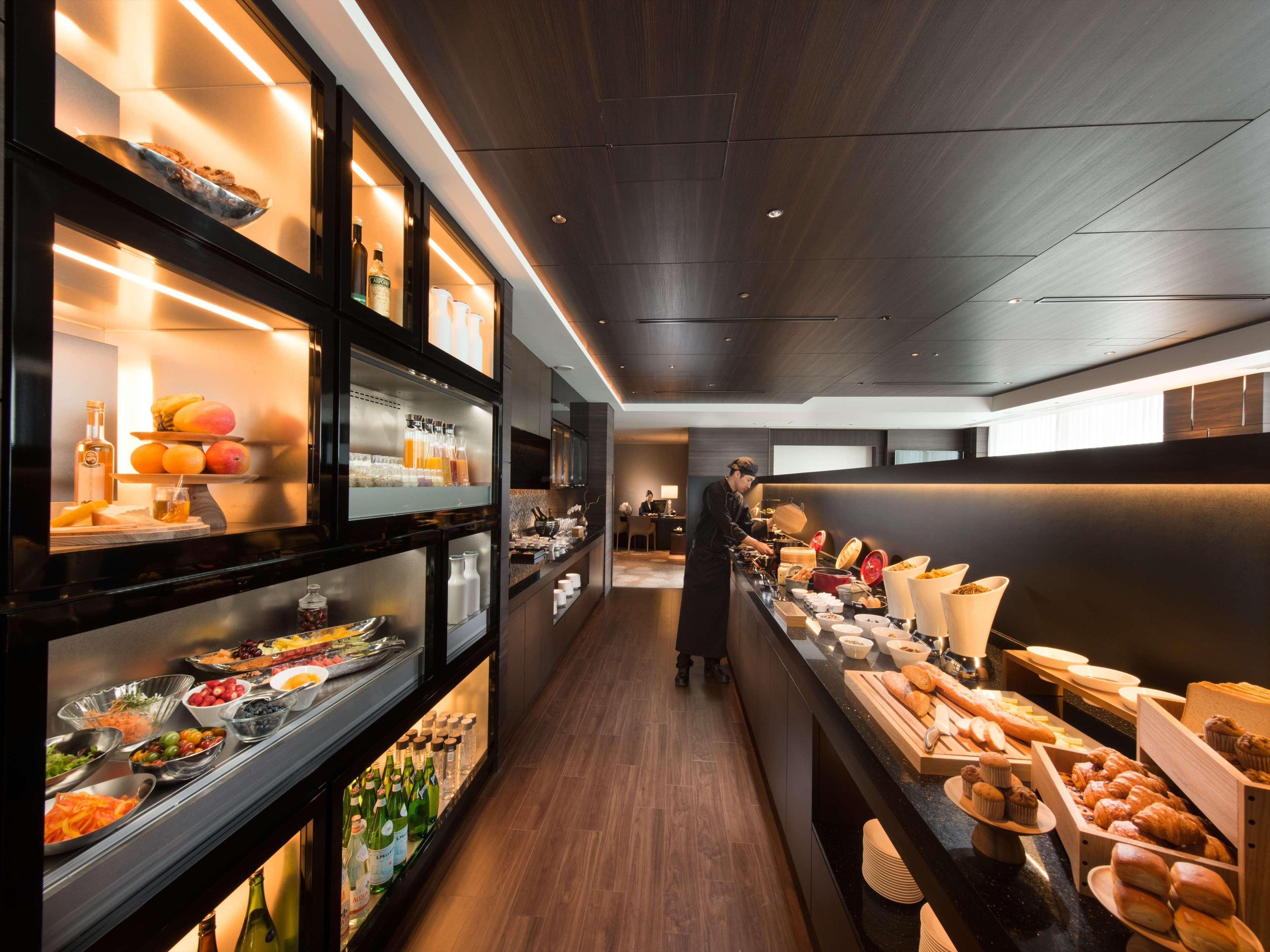 Conrad 5* Osaka