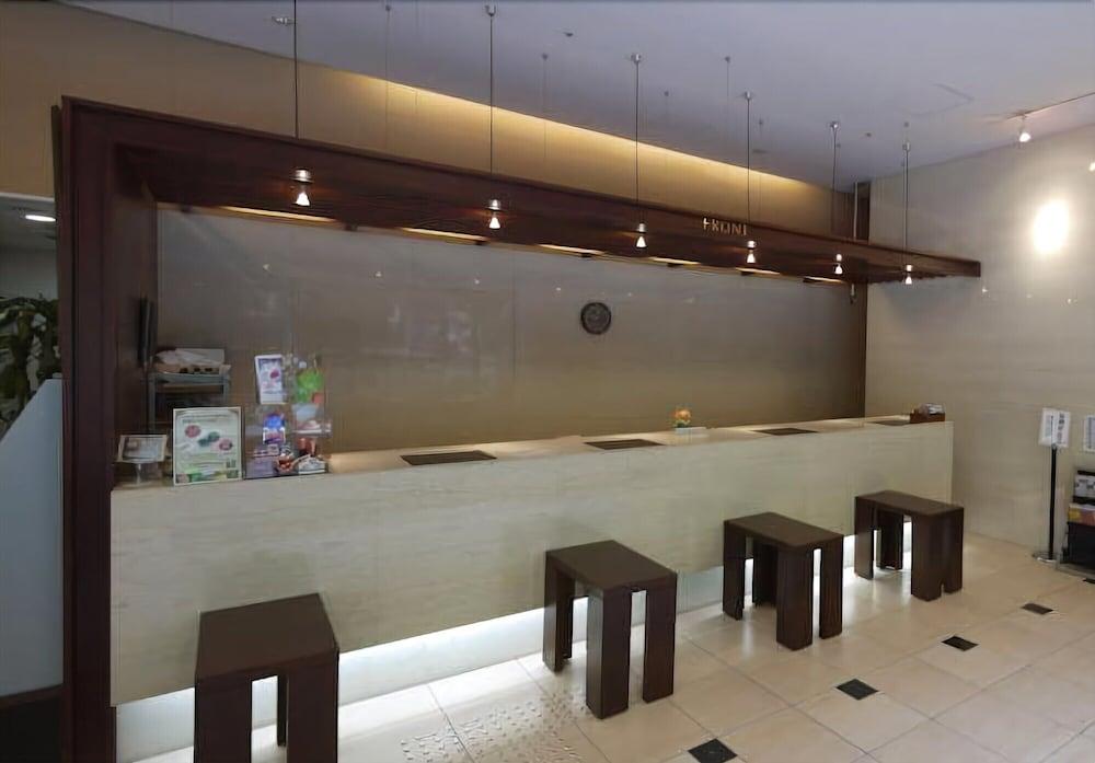 Route-inn Honmachi
