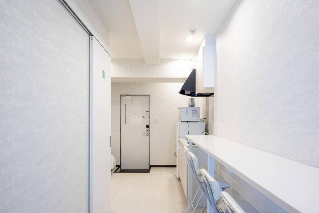 Mon-301- Apartment *
