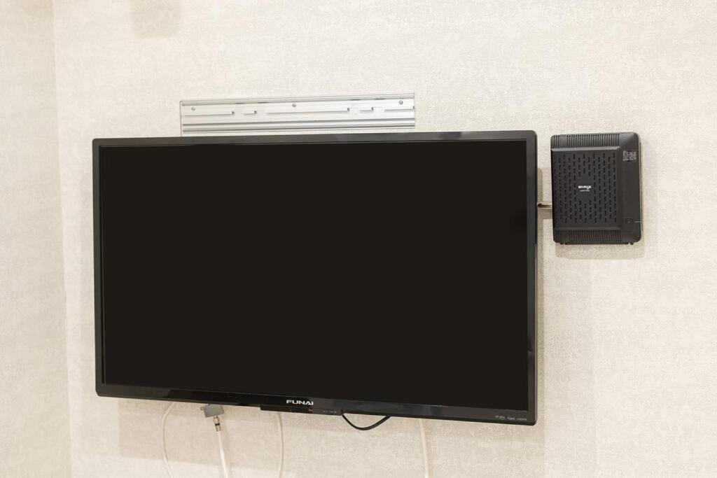 Mon-301- Apartment *