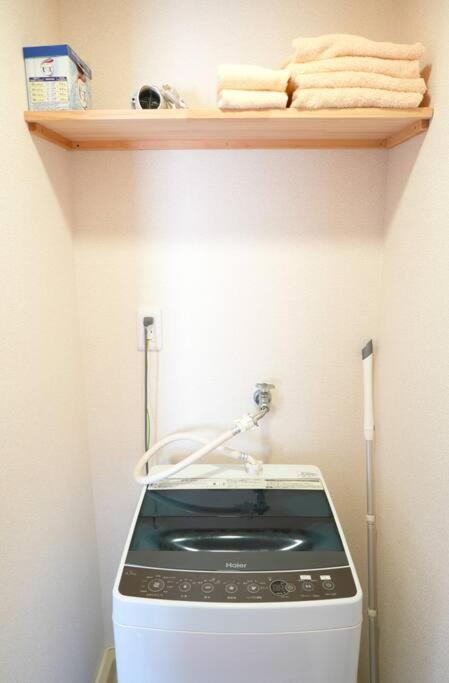 Apartment B301/大阪人气景点黑门市场步行6分钟，日本桥、难波、心斋桥、道顿堀步行可达 *