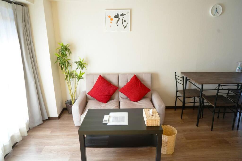 B301/大阪人气景点黑门市场步行6分钟，日本桥、难波、心斋桥、道顿堀步行可达 Osaka