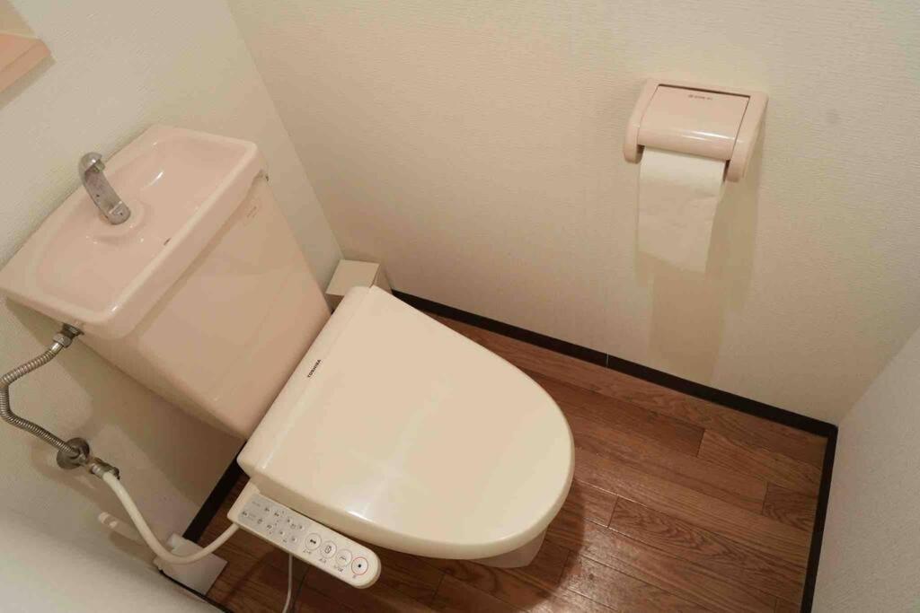 Apartment B403/大阪人气景点黑门市场步行6分钟，日本桥、难波、心斋桥、道顿堀步行可达 Osaka
