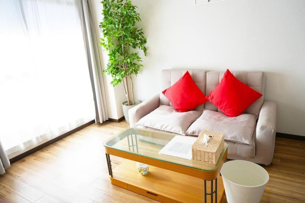 Apartment B401/大阪人气景点黑门市场步行6分钟，日本桥、难波、心斋桥、道顿堀步行可达 Osaka