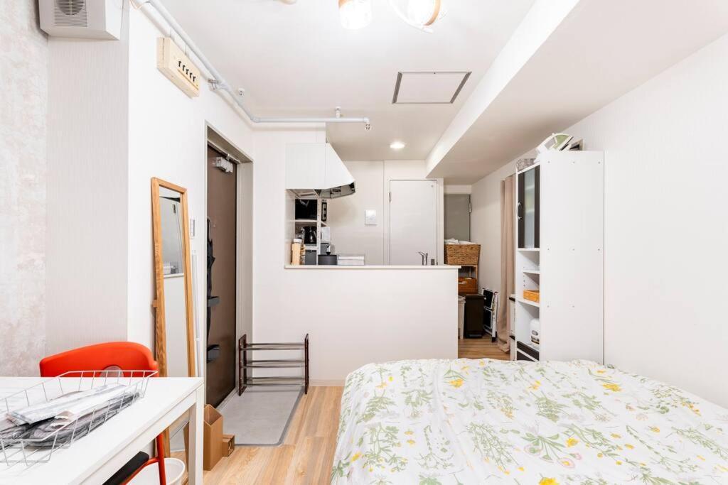 Apartment Haven: Hommachi Station 2-minute Walk