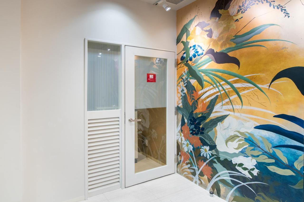 Sanrriott Hommachi Hotel