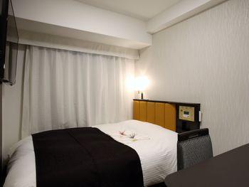 Apa Midosuji Honmachi Ekihigashi Hotel 3*