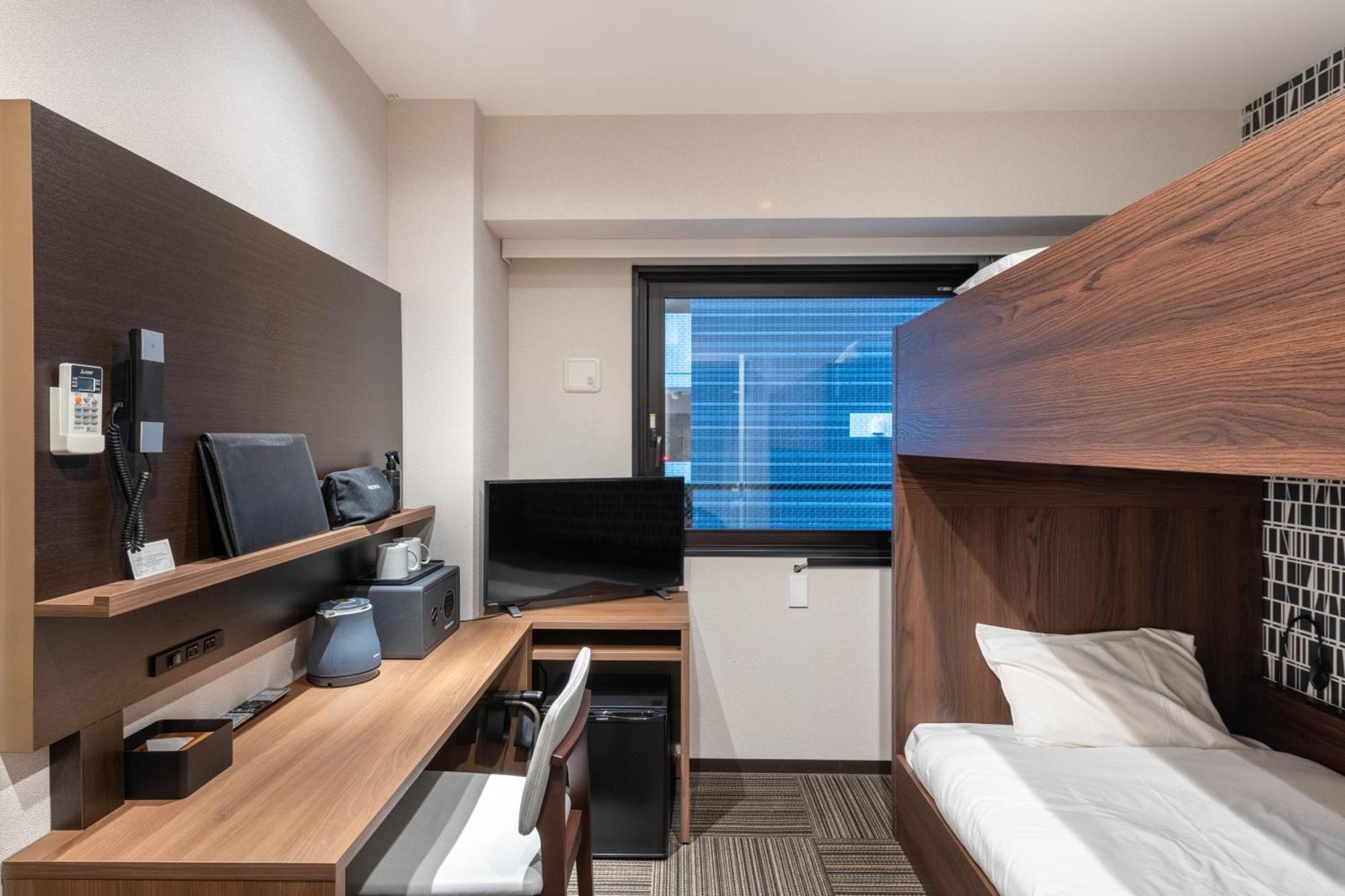 Hotel Sanrriott Hommachi