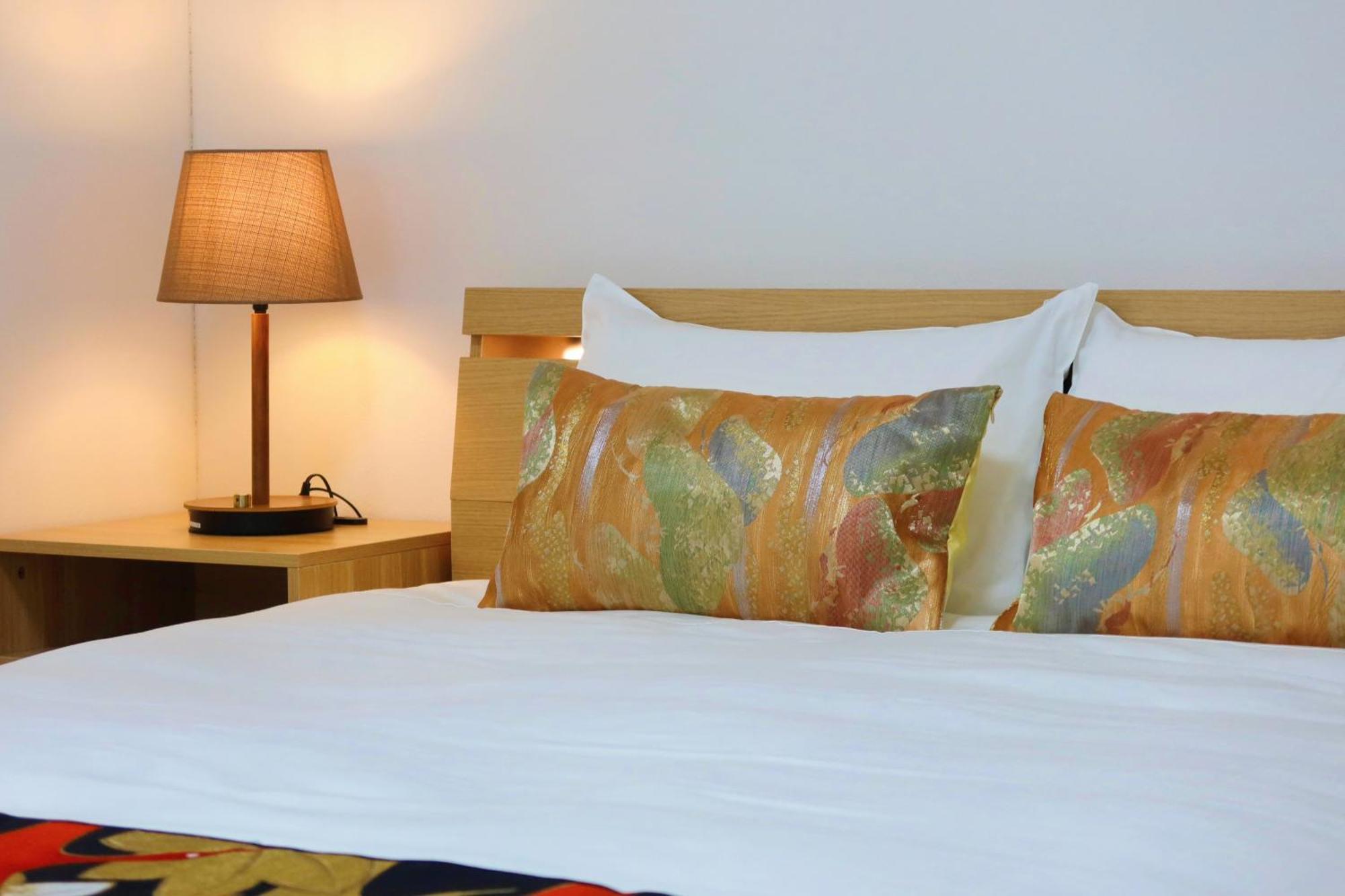 Villa Ja Lan's Villa: Spacious 3-bedroom Near Kinjo Station Osaka