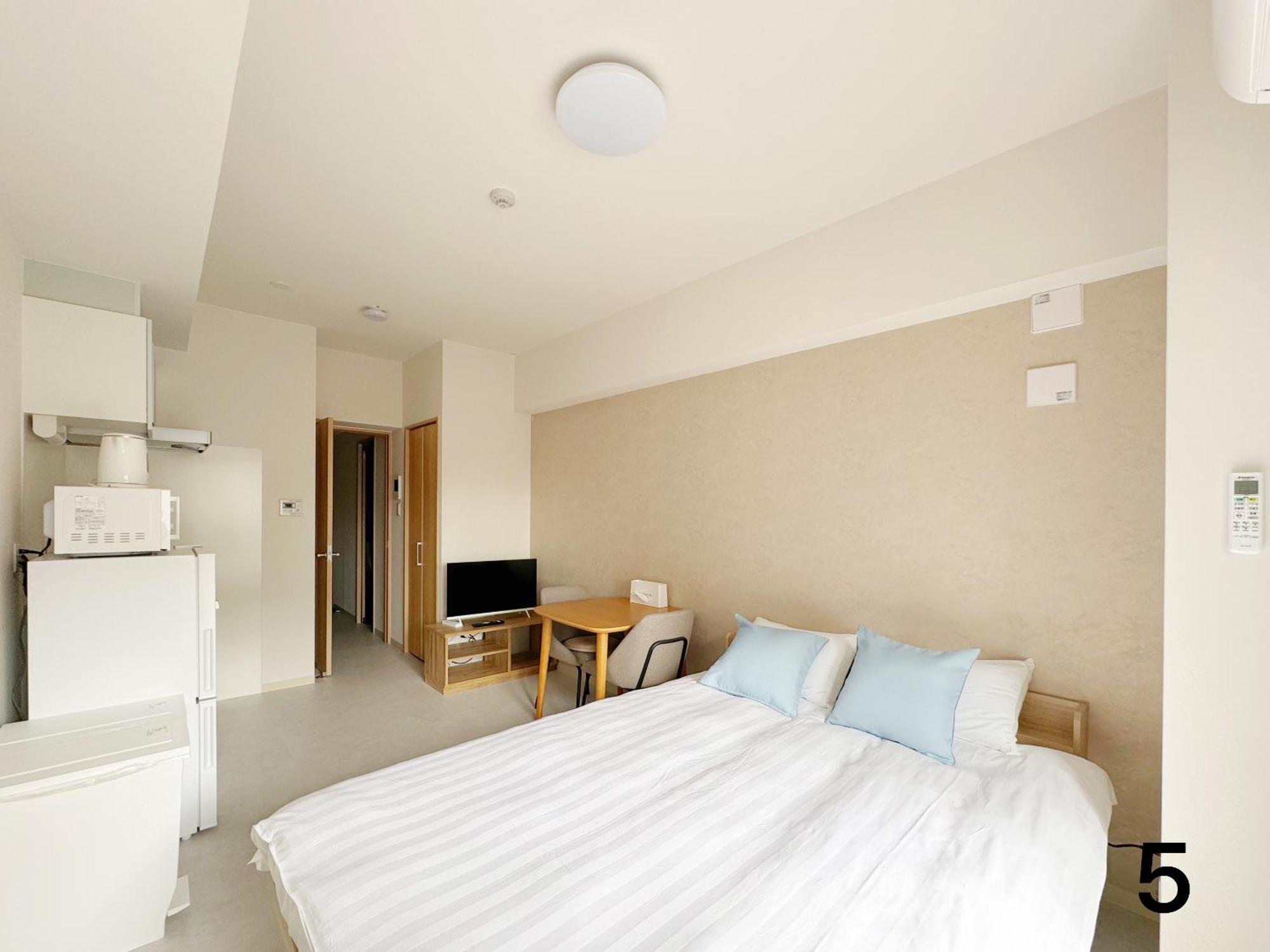 Nishinakajima Apartment *
