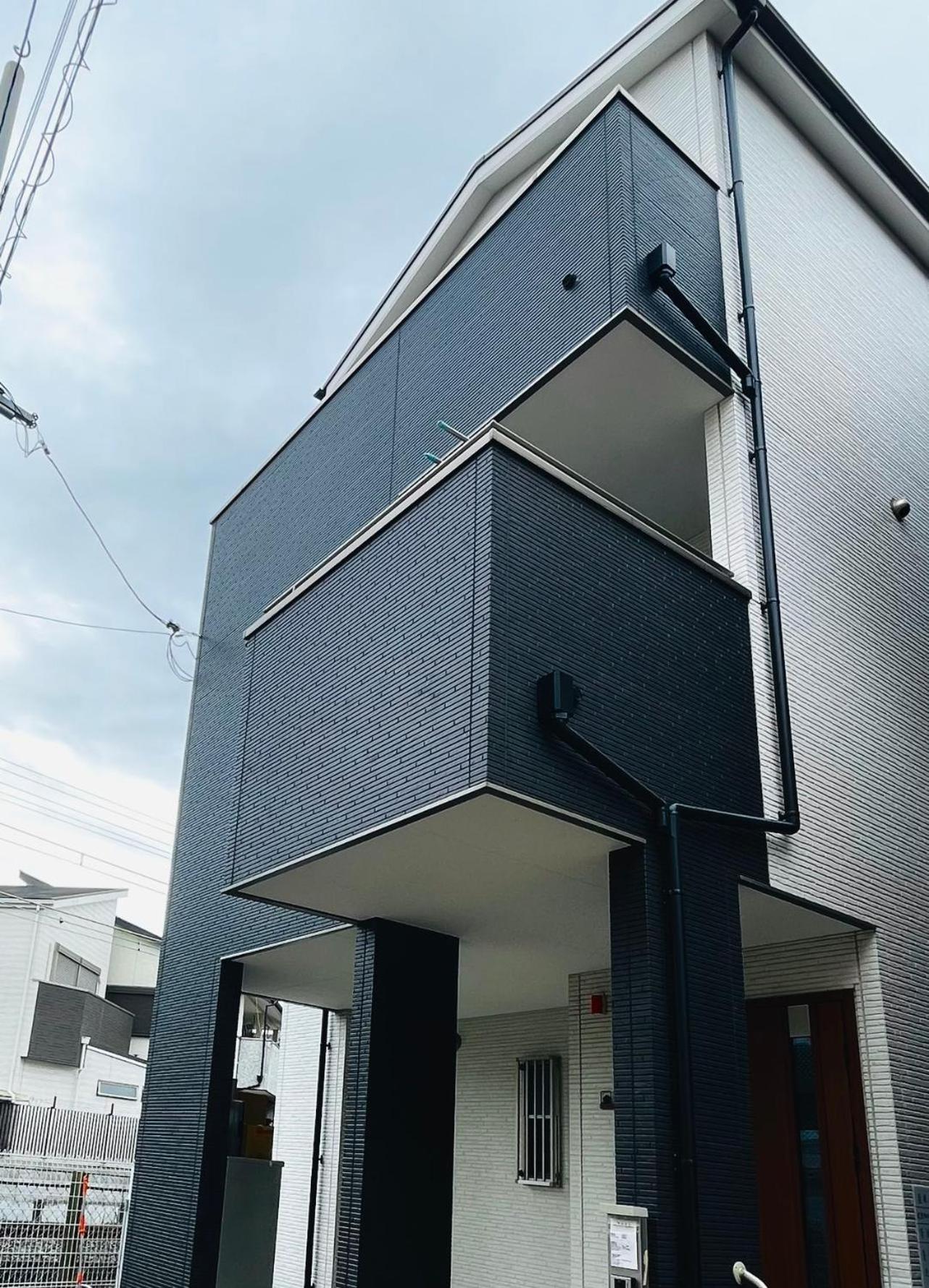 ひだまり 可住九人 芦原桥车站步行6分钟 免费停车场 四个卧室 有阳台厨房 直达梅田大阪城天王寺 近难波心斋桥usj * Osaka