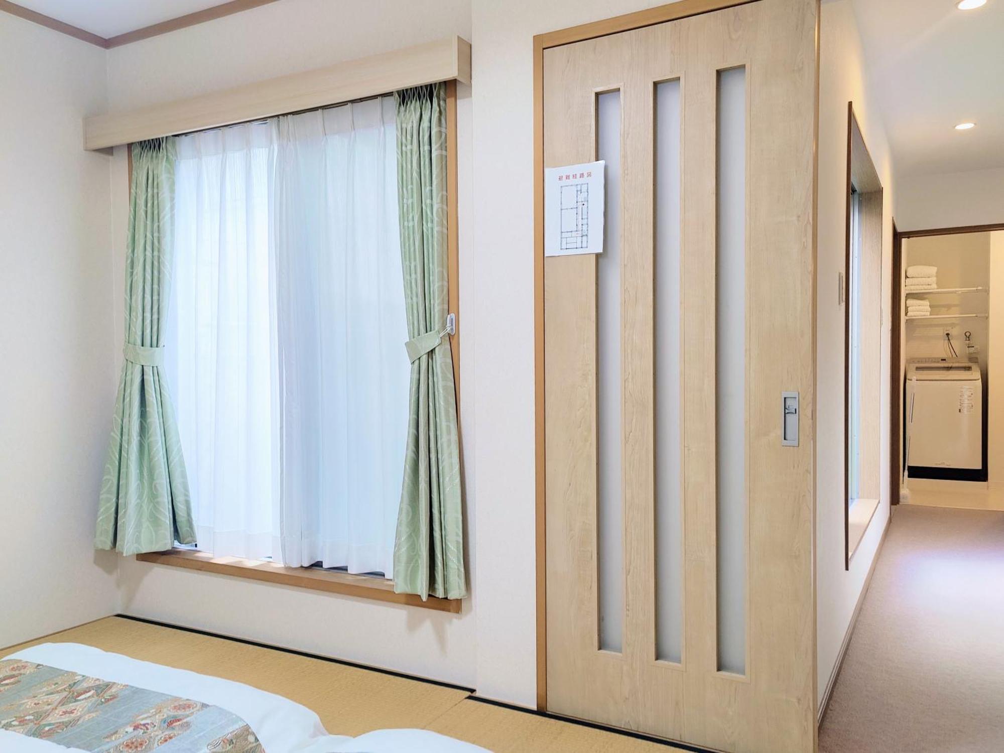 Villa Ja Lan's Villa: Spacious 3-bedroom Near Kinjo Station