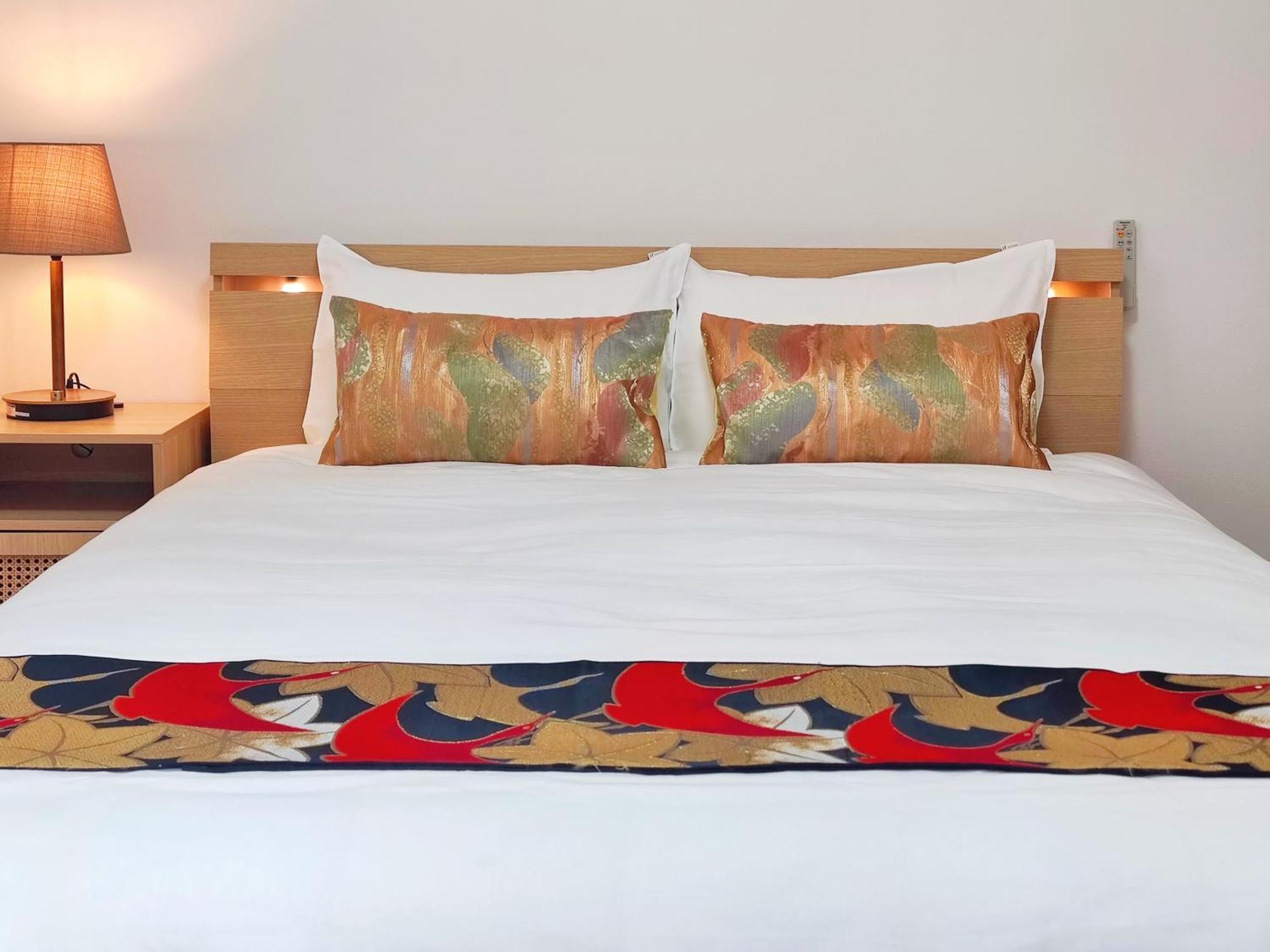 Ja Lan's Villa: Spacious 3-bedroom Near Kinjo Station Villa Osaka