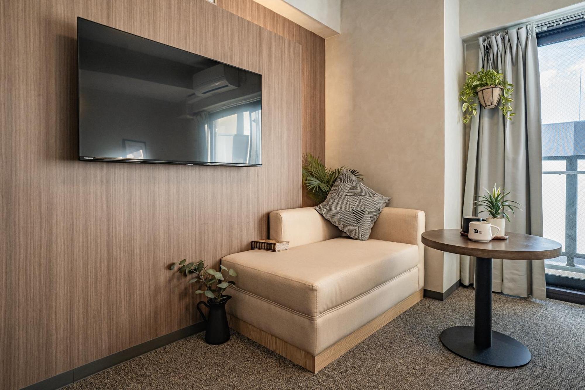 Apartment 11 Kuromon Ii
