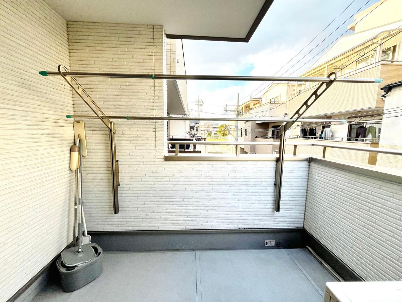 ひだまり 可住九人 芦原桥车站步行6分钟 免费停车场 四个卧室 有阳台厨房 直达梅田大阪城天王寺 近难波心斋桥usj Apartment *