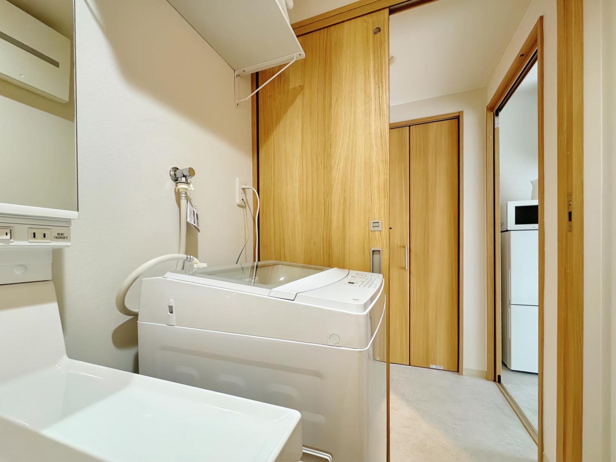 Nishinakajima Apartment *