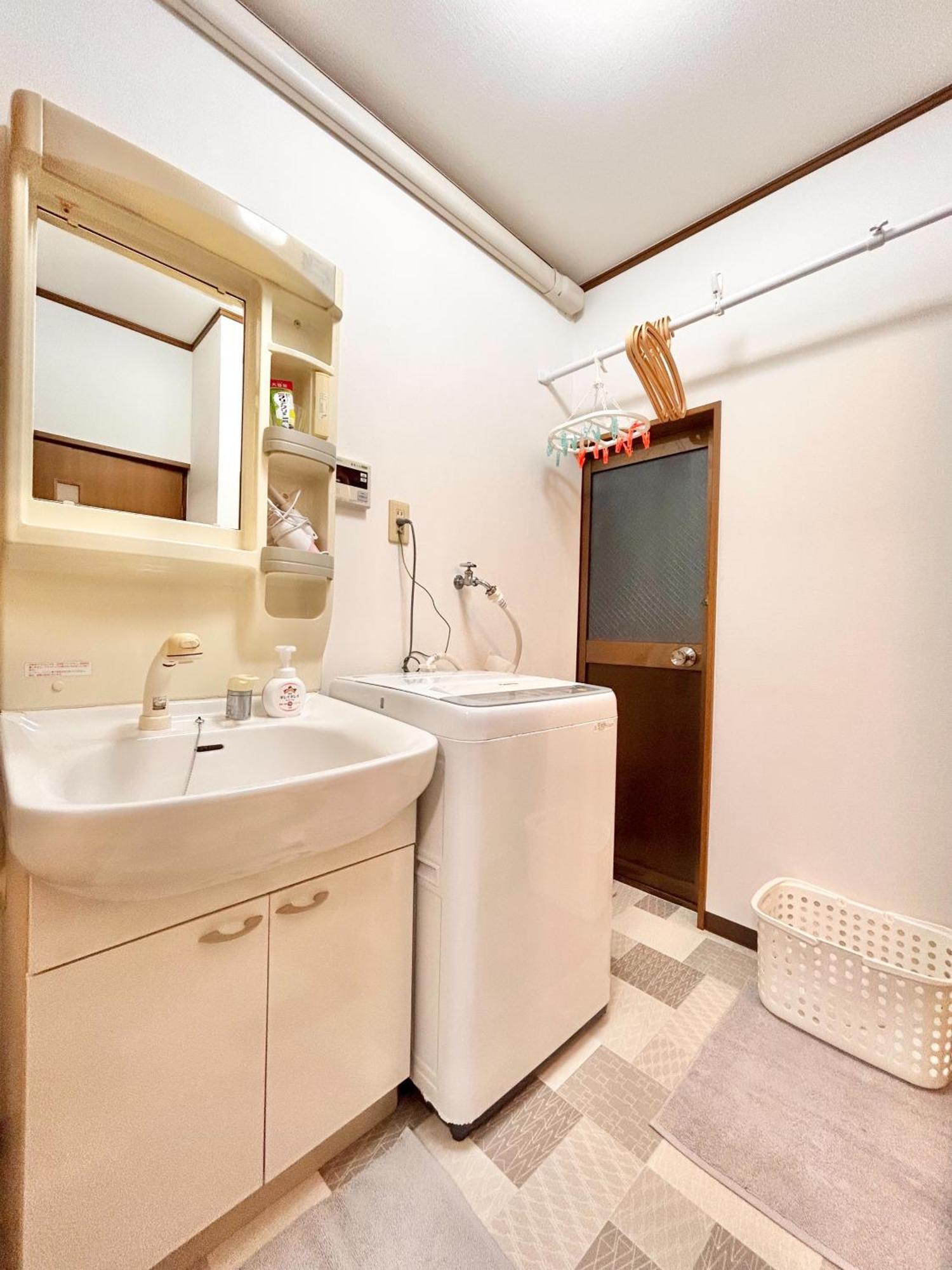 Apartamento 空港＆海遊館直通、2wayアクセス便利、過客ノ家ー弁天町 Osaka