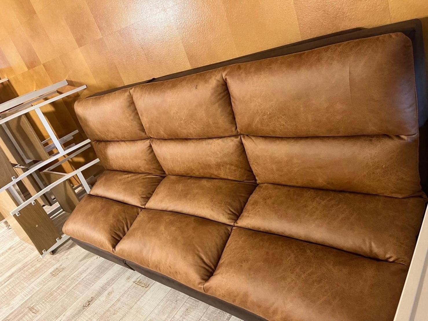 ２ Beds. Comfortable . Dotonbori / Kuromon Market. Osaka