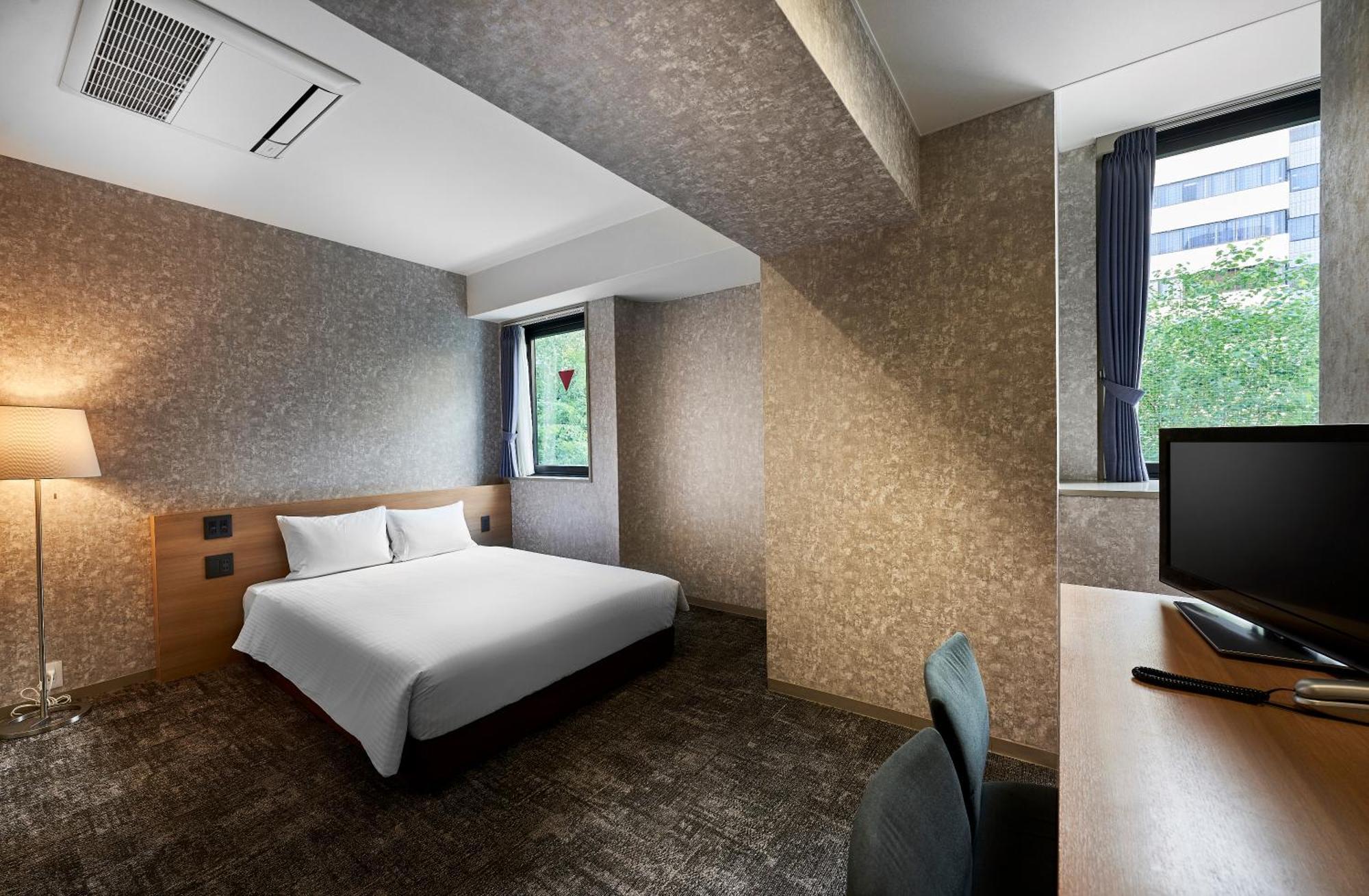 Morning Box Shinsaibashi Hotel 4*