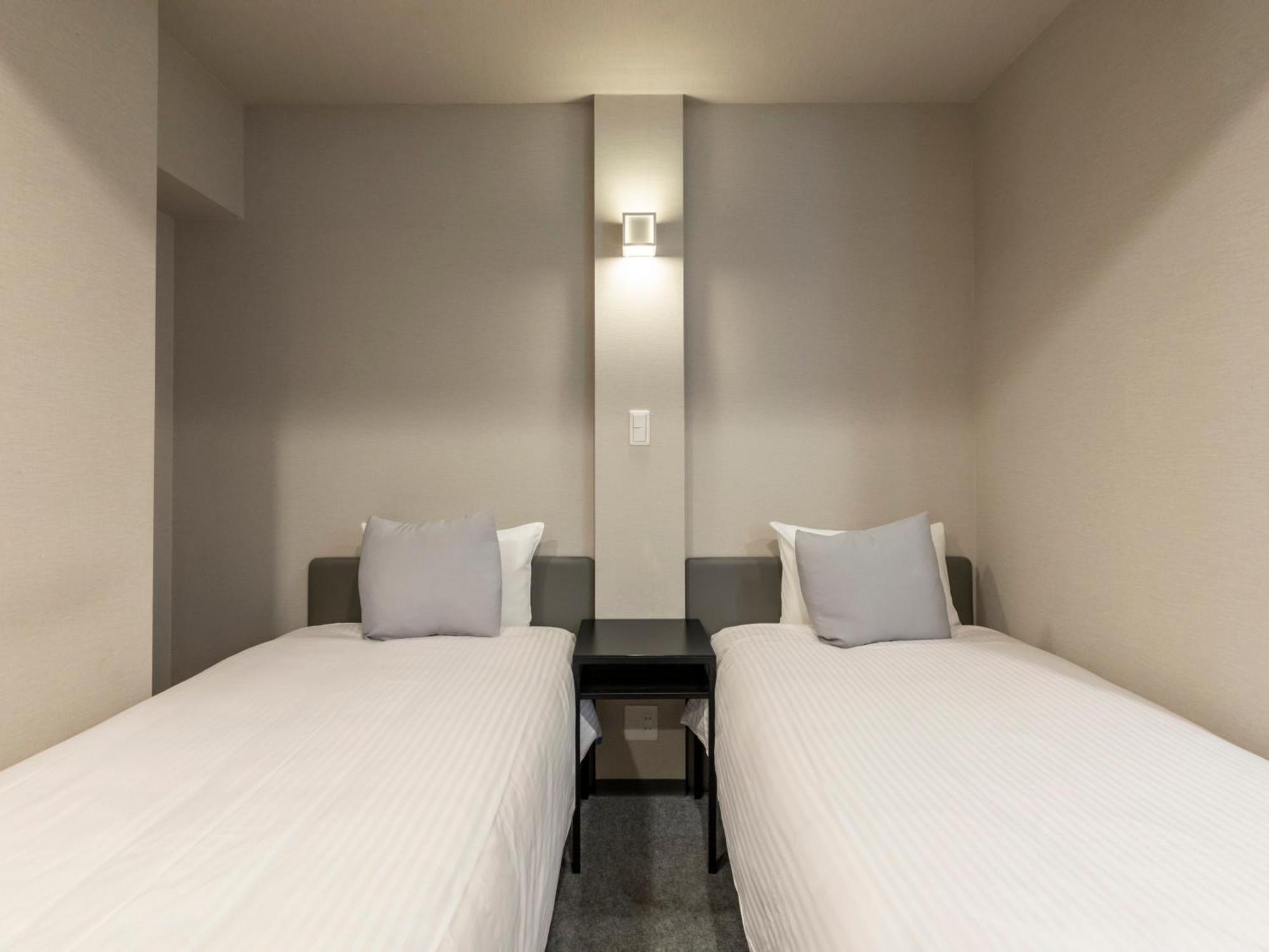 Tabist Unihotel Midosuji Hommachi Hotel