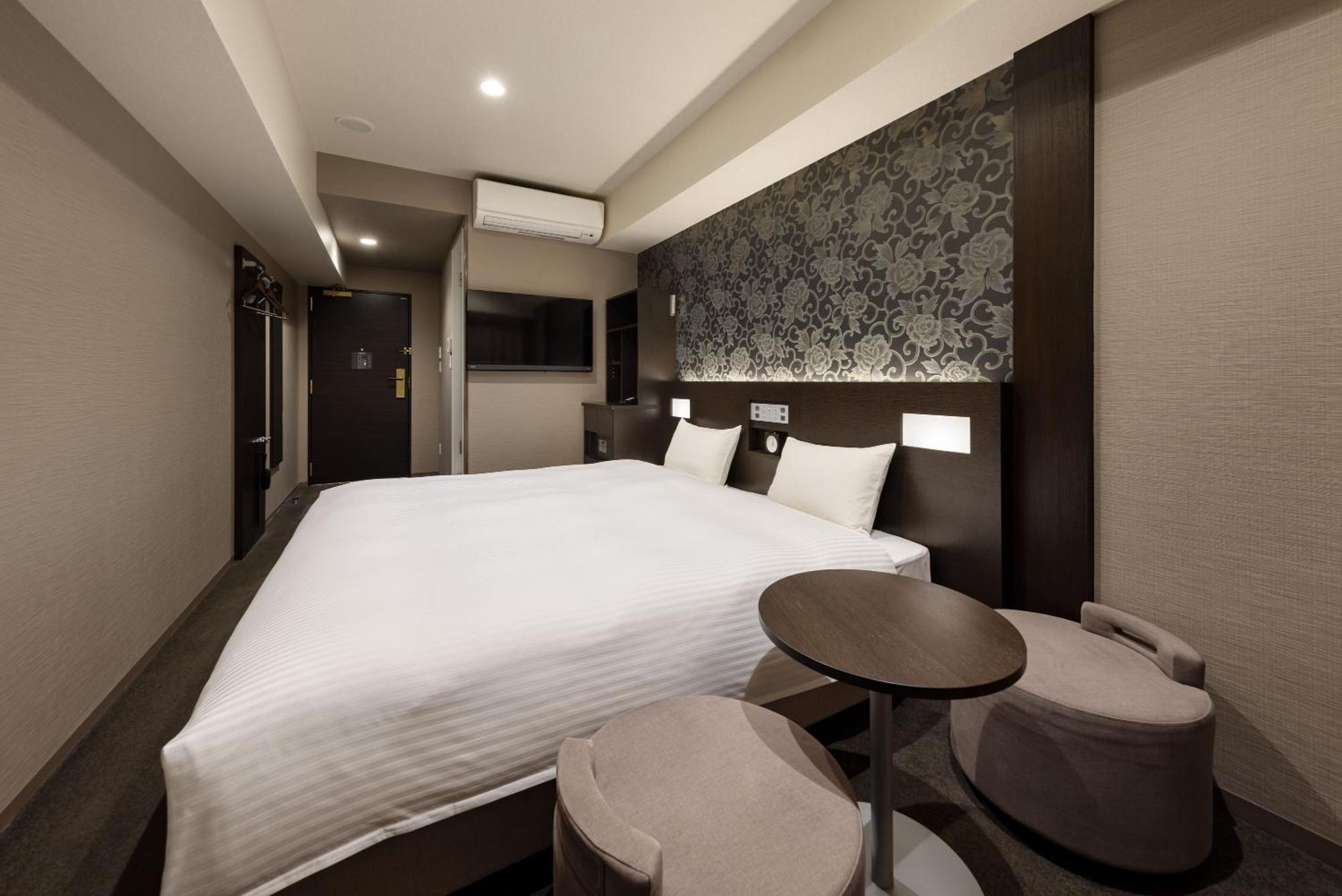 the b namba-kuromon Hotel