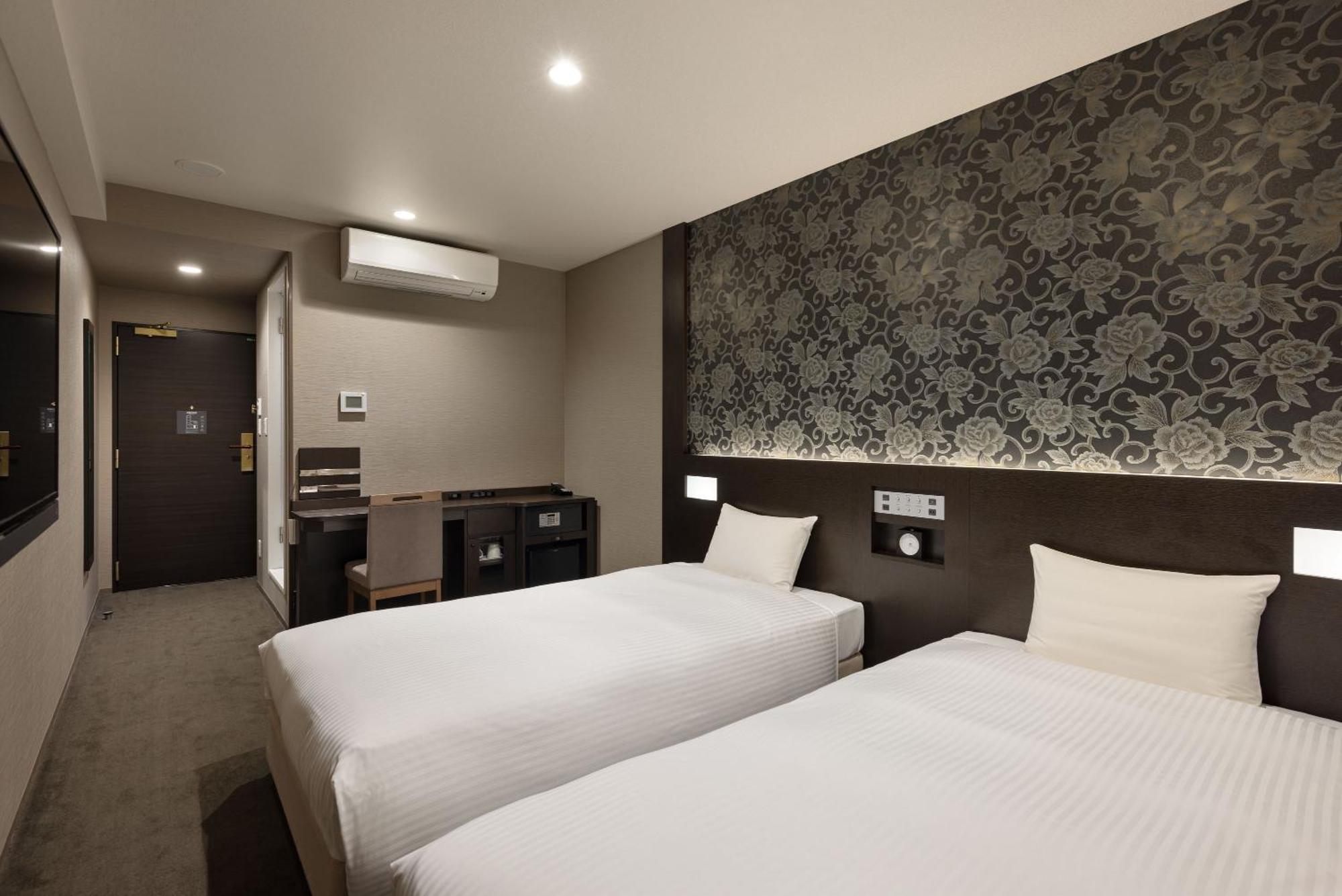 the b namba-kuromon Hotel