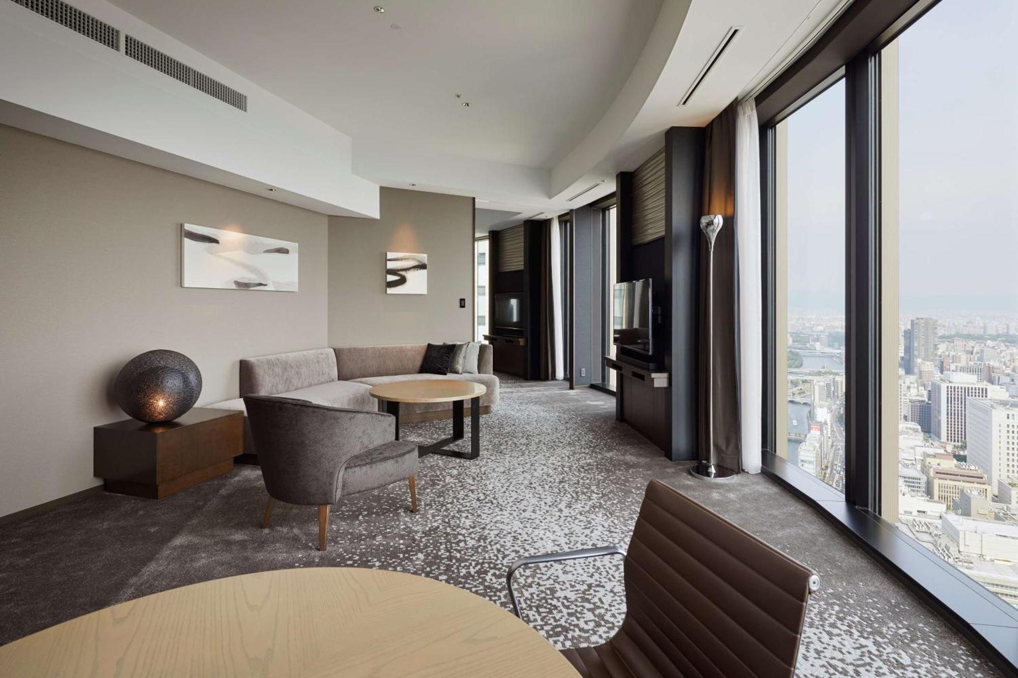 Conrad Hotel 5*