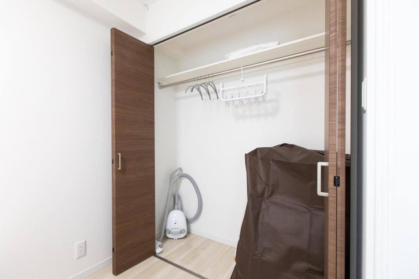 Art Shin-osaka West Apartment *