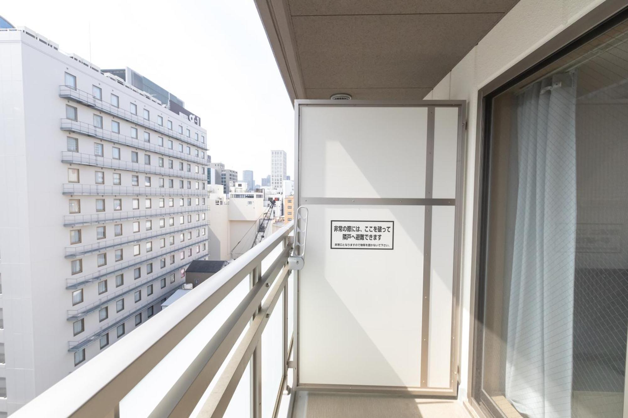 Apartment Rewit Building Osaka