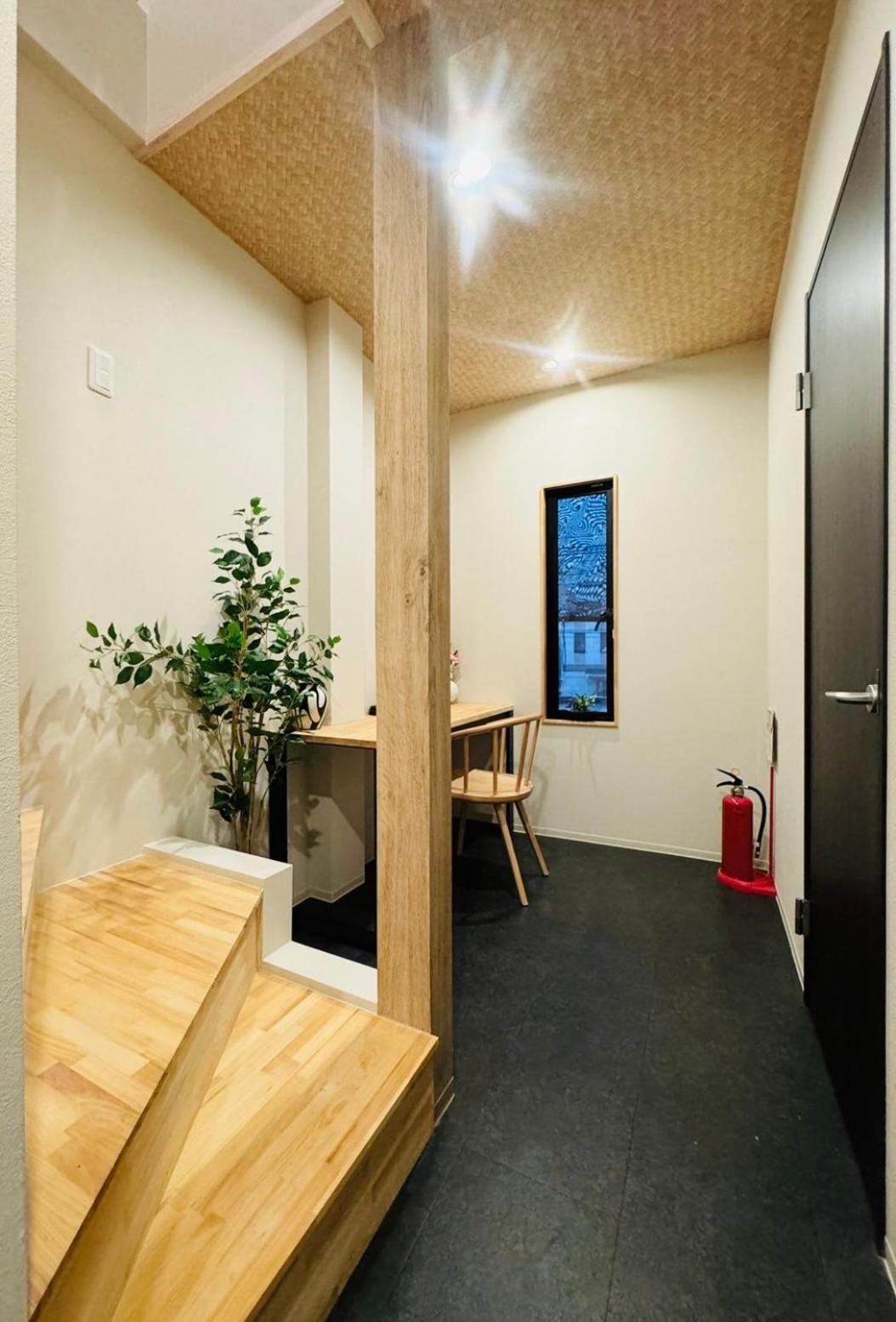 Tengachaya House