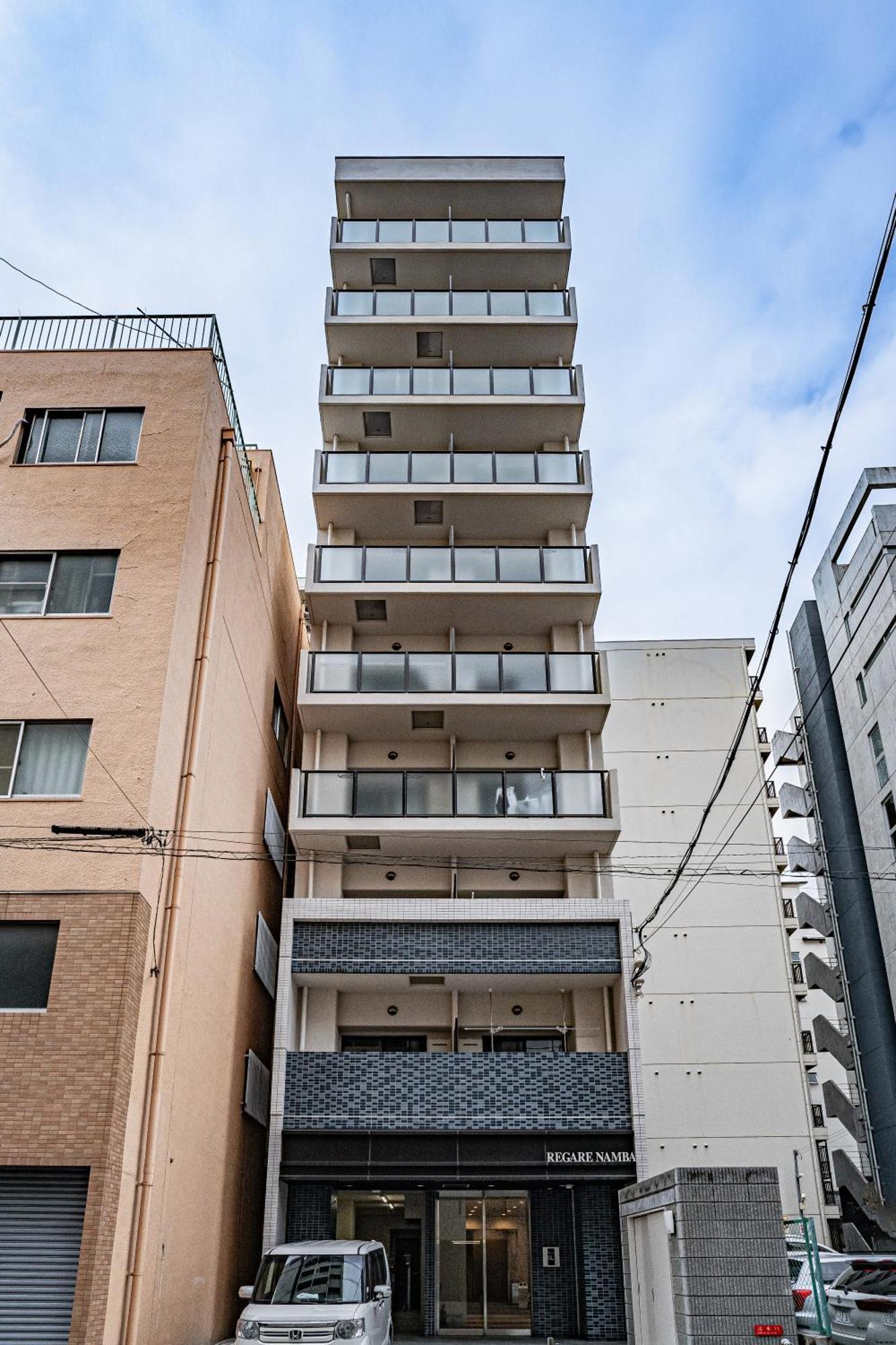 輕宿難波南2号店 Osaka