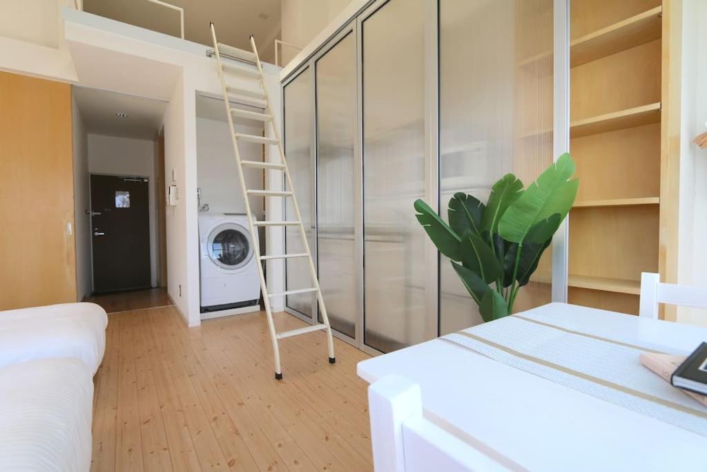 Elle Nippombashi Apartment