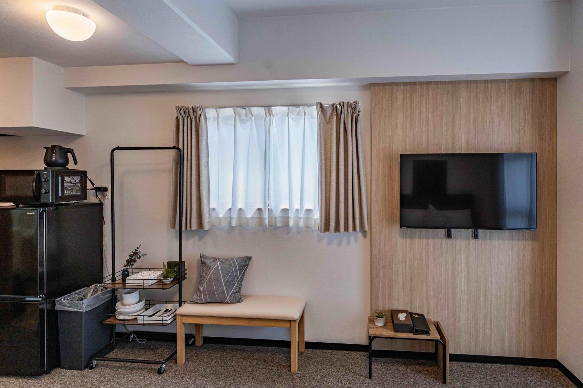 Apartment B&tsutenkaku *