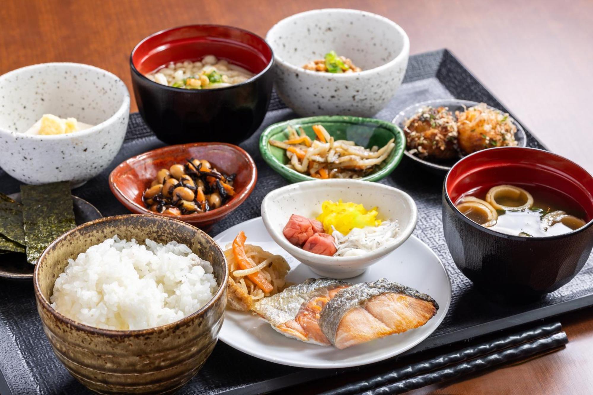 Hotel Tokyu Hommachi 4*