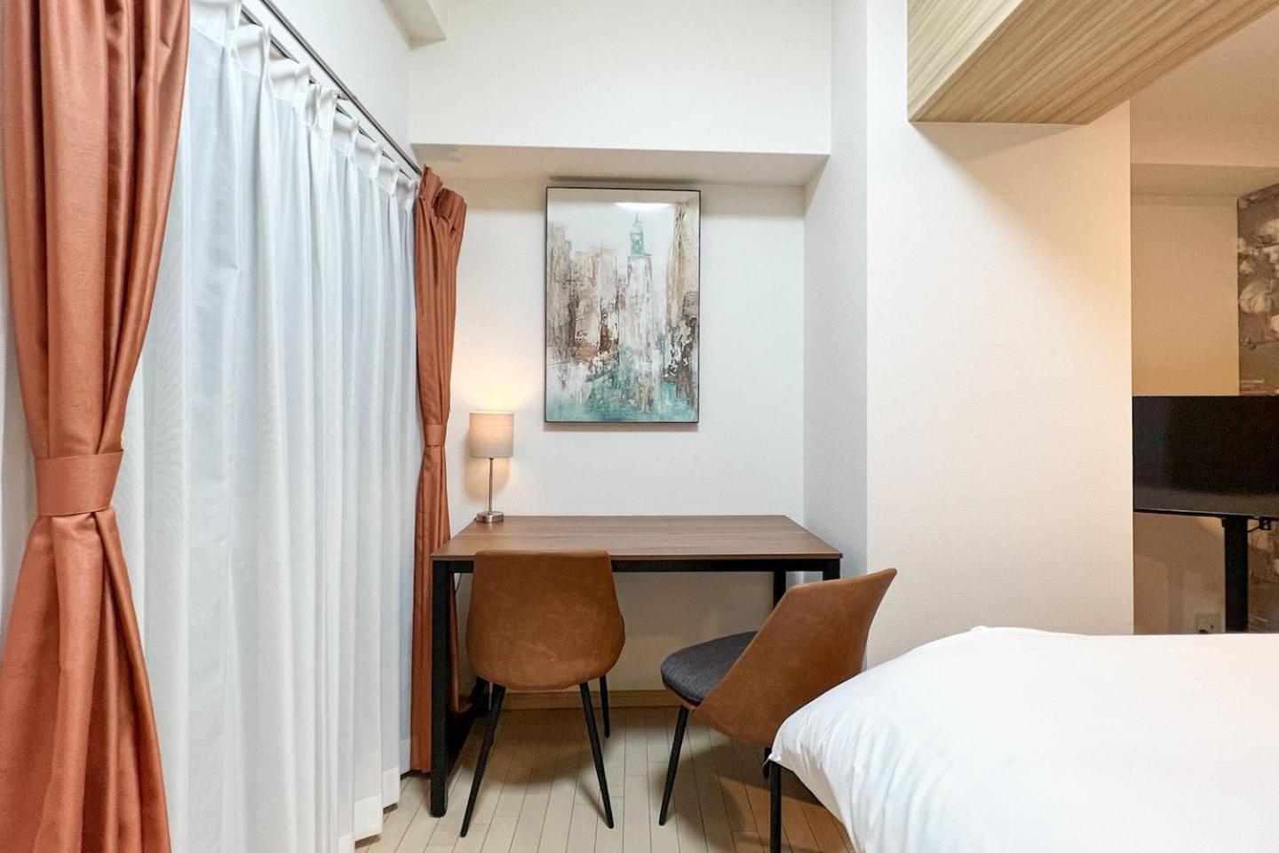 Diorecrest East Shinsaibashi Apartment *