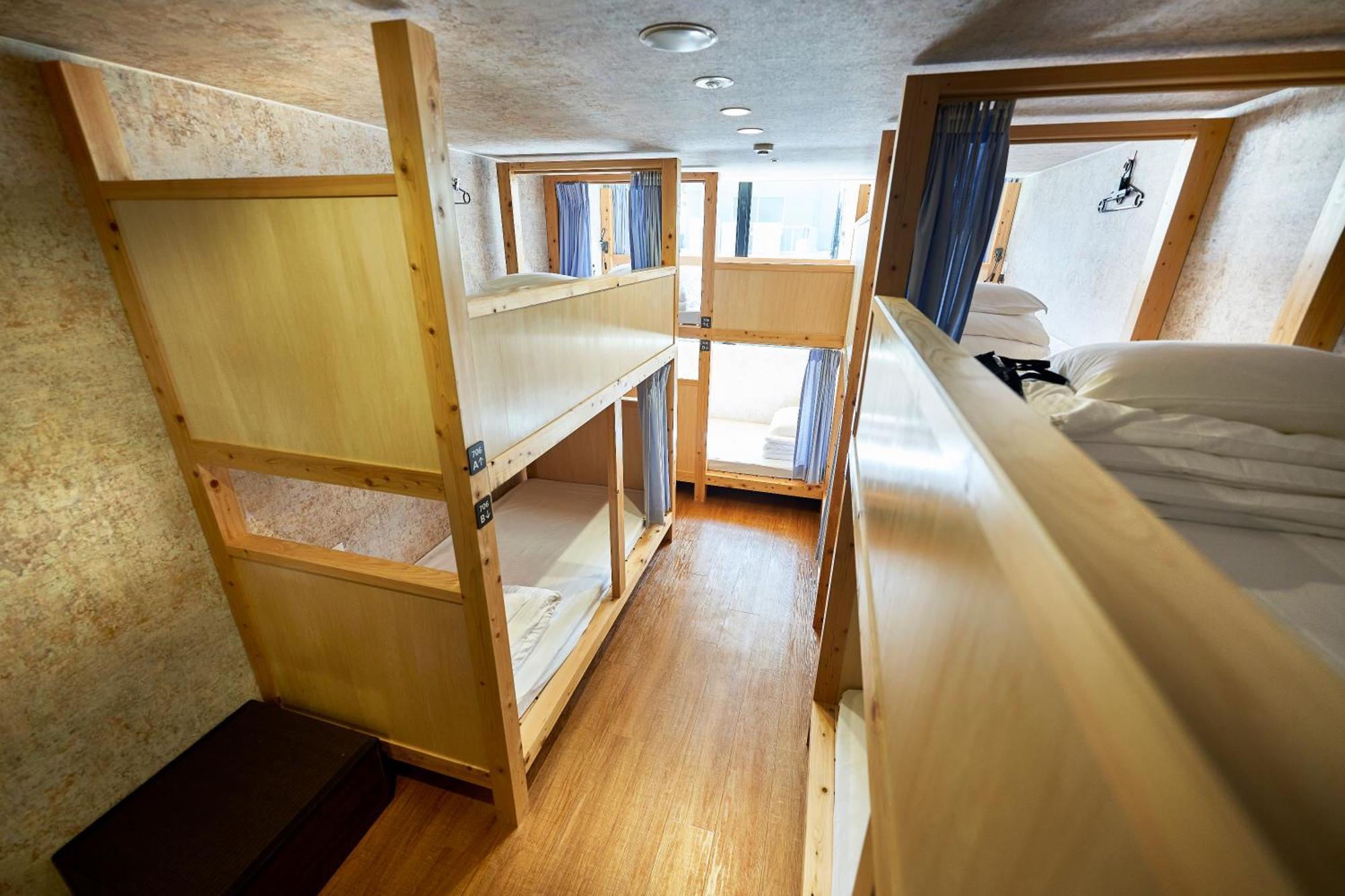 Hotel Morning Box Shinsaibashi 4*