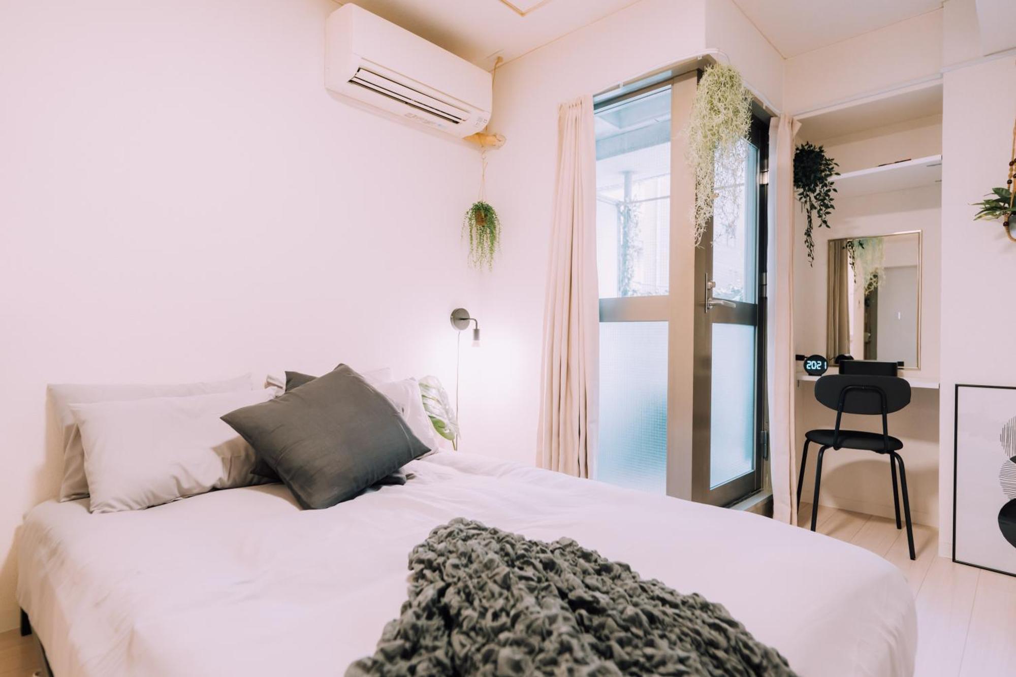 Minimalist Loft Namba Compact Studio With A 24-hour Gym Ma303