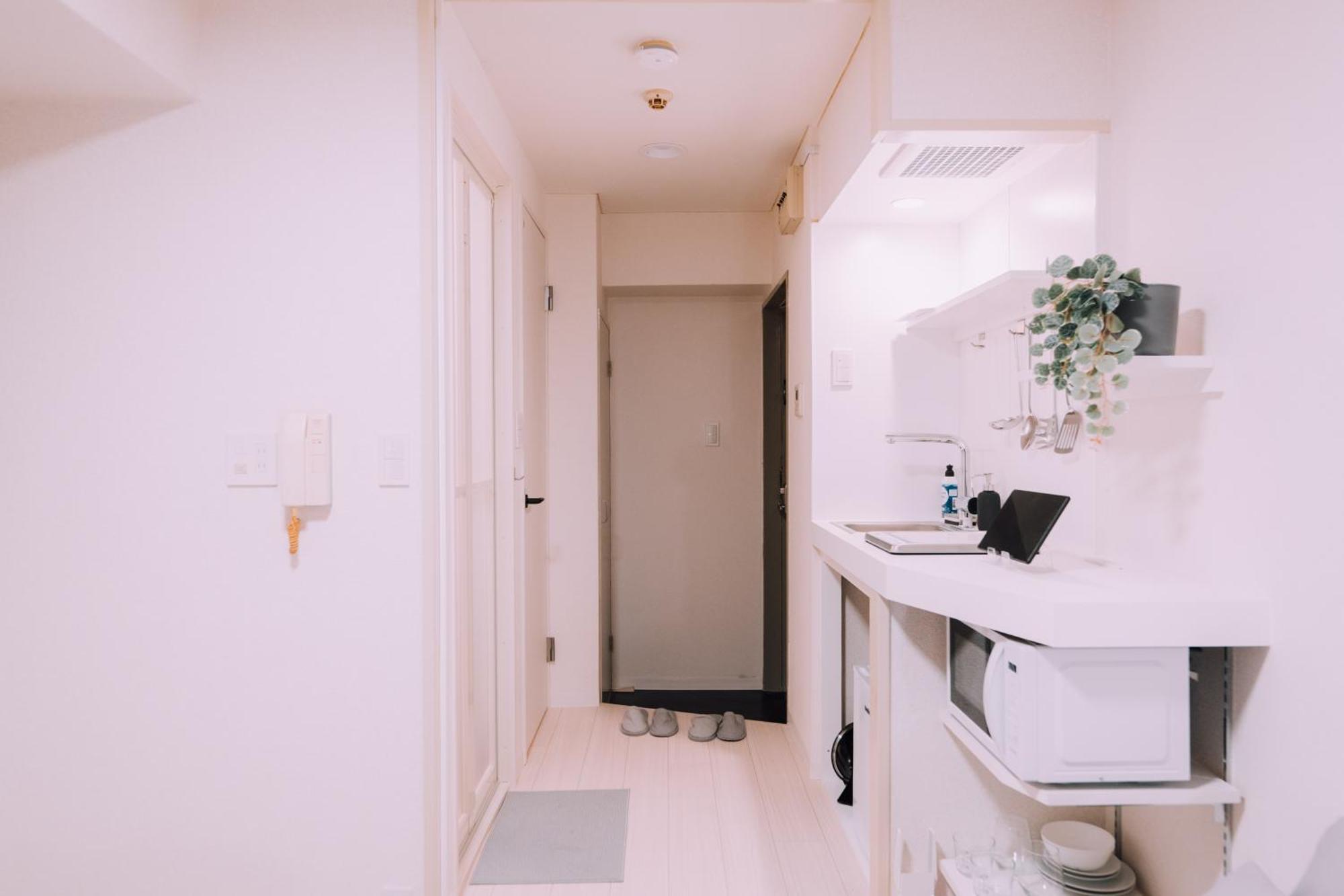 Apartment Minimalist Loft Namba Compact Studio With A 24-hour Gym Ma303 Osaka