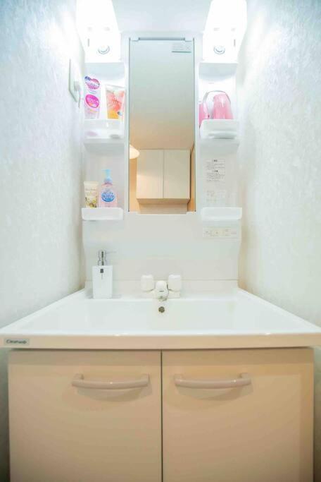 Apartment 机场直达黑门市场1分钟车站5分钟4房一厅2厕所2浴室 Osaka