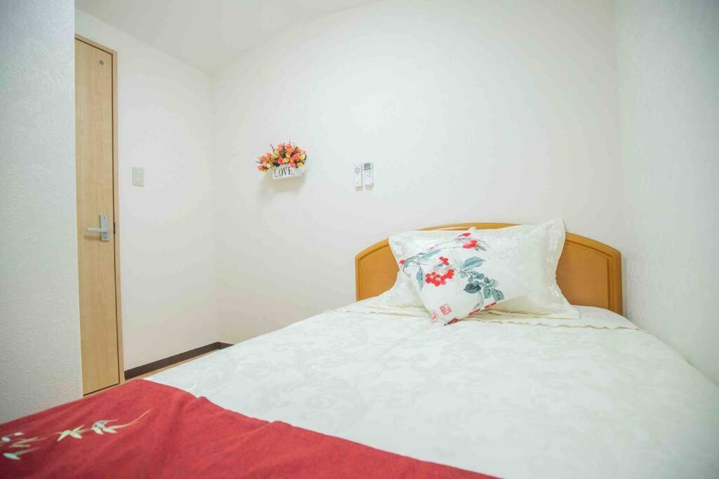 机场直达黑门市场1分钟车站5分钟4房一厅2厕所2浴室 Apartment