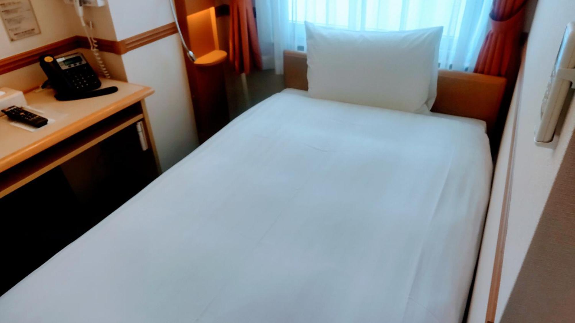 Toyoko Shin-osaka Chuo-guchi Shinkan Hotel