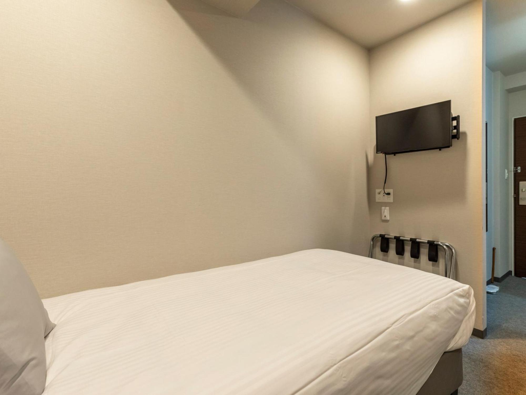 Tabist Unihotel Midosuji Hommachi Hotel 2*