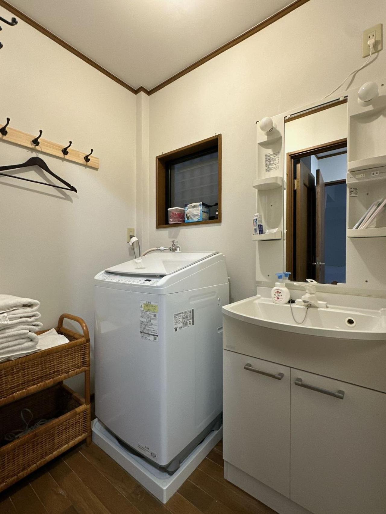 Holiday home 三米 黒門一軒家 黑门市场旁 近难波 高岛屋 道顿堀 心斋桥步行10分钟可达 独栋一户建