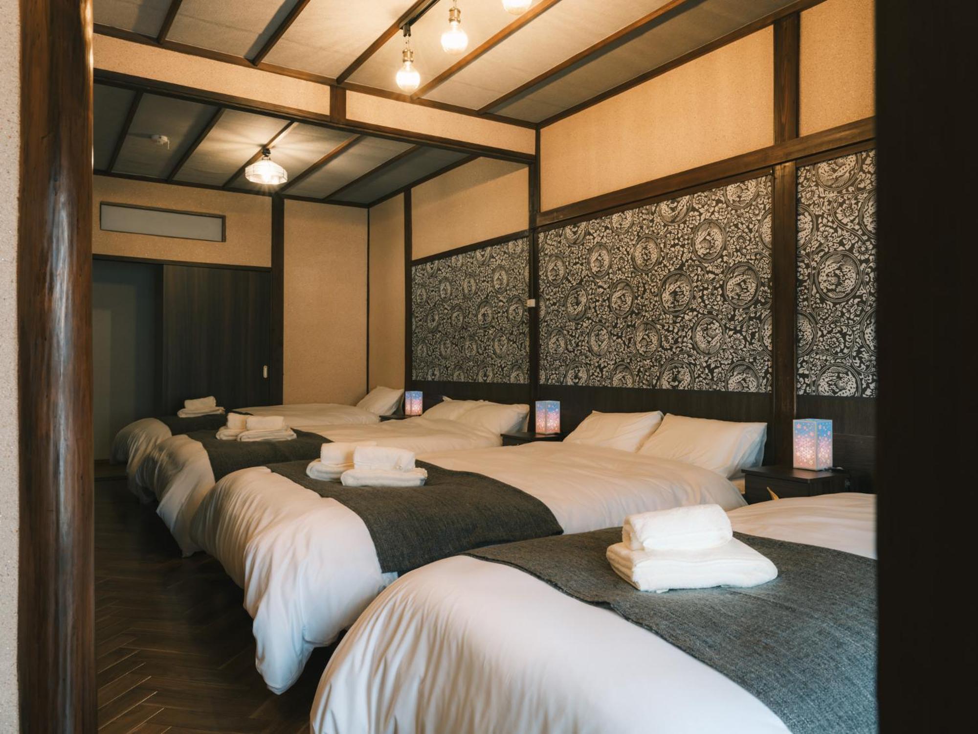 Apartment Tsubame Kuromon *