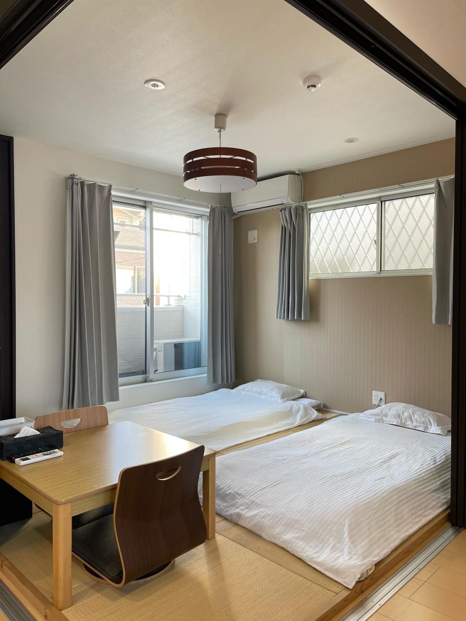 Apartment Sun生一番館302室 *